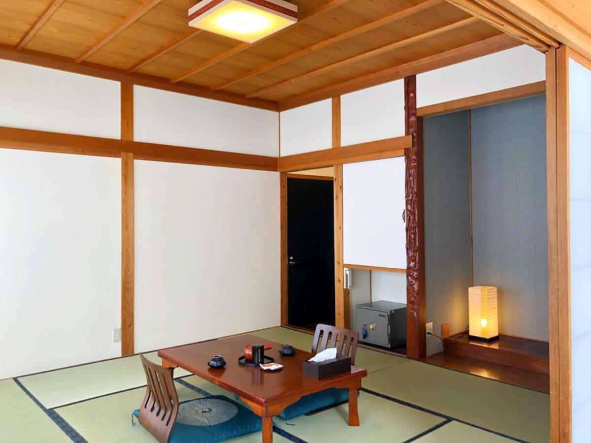 富山県 よしのや旅館 Nanto Екстериор снимка